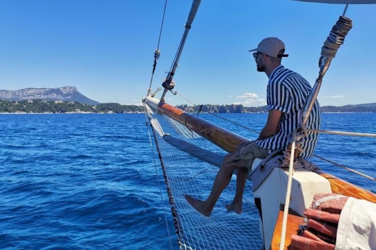 sailing-day-charter-rental-ketch-1947-saint-tropez