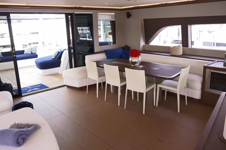 catamaran-charter-s-y-mariah-princess-iii-barcelona