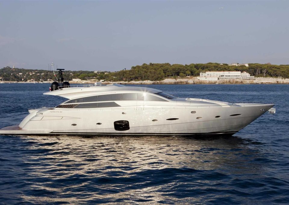 yacht-charter-MY-Doris-V-french-riviera-toulon