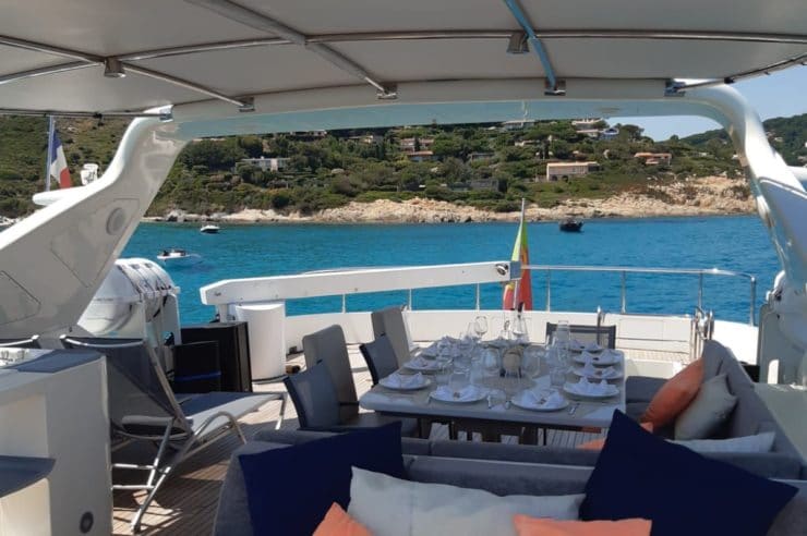 yacht-charter-MY-Ylang-Ylang-Cannes-French-Riviera