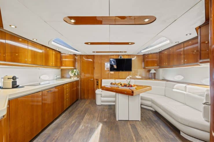 CHARTER_YACHT_IMPERIUM