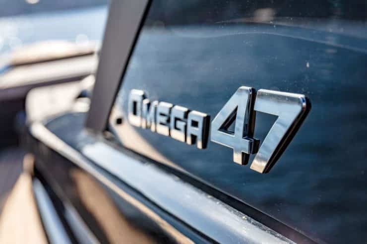 day-charter-rental-technohull-m-y-omega-47-cannes