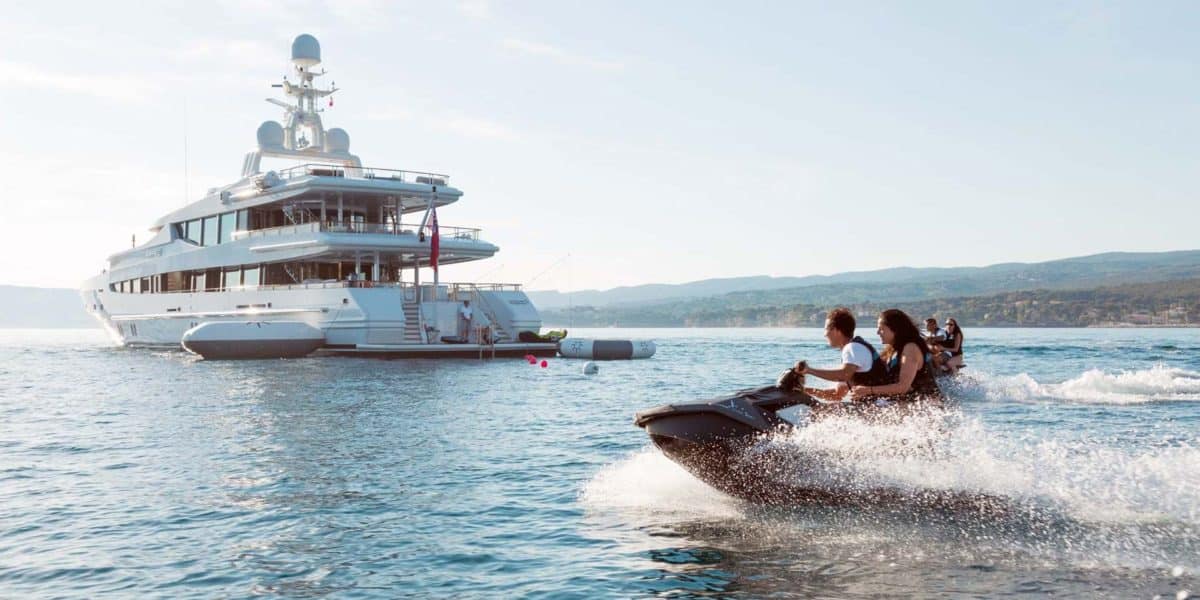 pourquoi-choisir-la-mediterranee-pour-la-location-de-votre-yacht-de-luxe