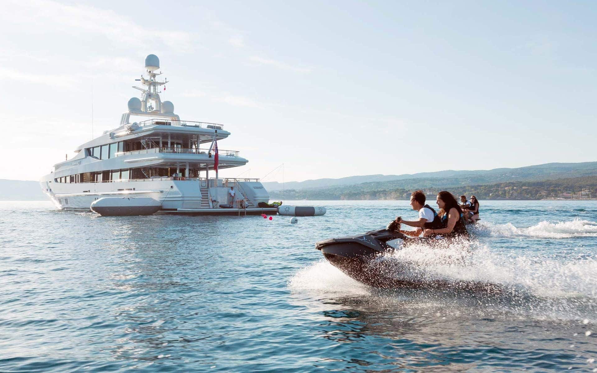 pourquoi-choisir-la-mediterranee-pour-la-location-de-votre-yacht-de-luxe