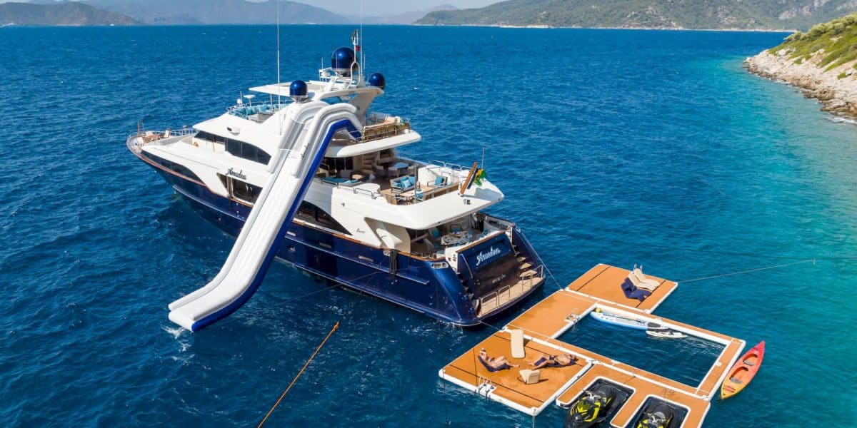 pourquoi-louer-un-yacht-de-luxe-pour-ses-vacances