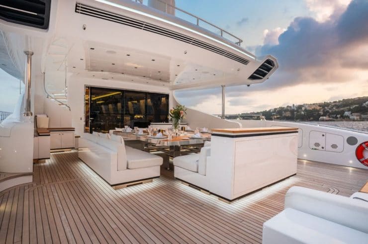 Yacht-charter-M-Y-AAA
