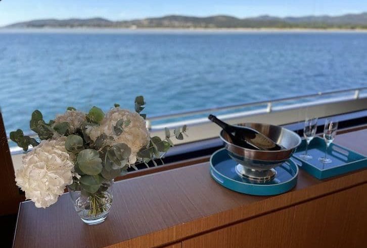 Yacht-charter-M-Y-BASILIC_
