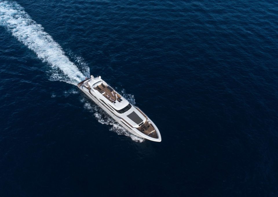 Yacht-charter-M-Y-FAST-&-FURIOUS_40