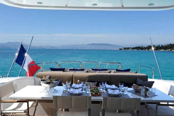 Yacht-charter-M-Y-phoenician