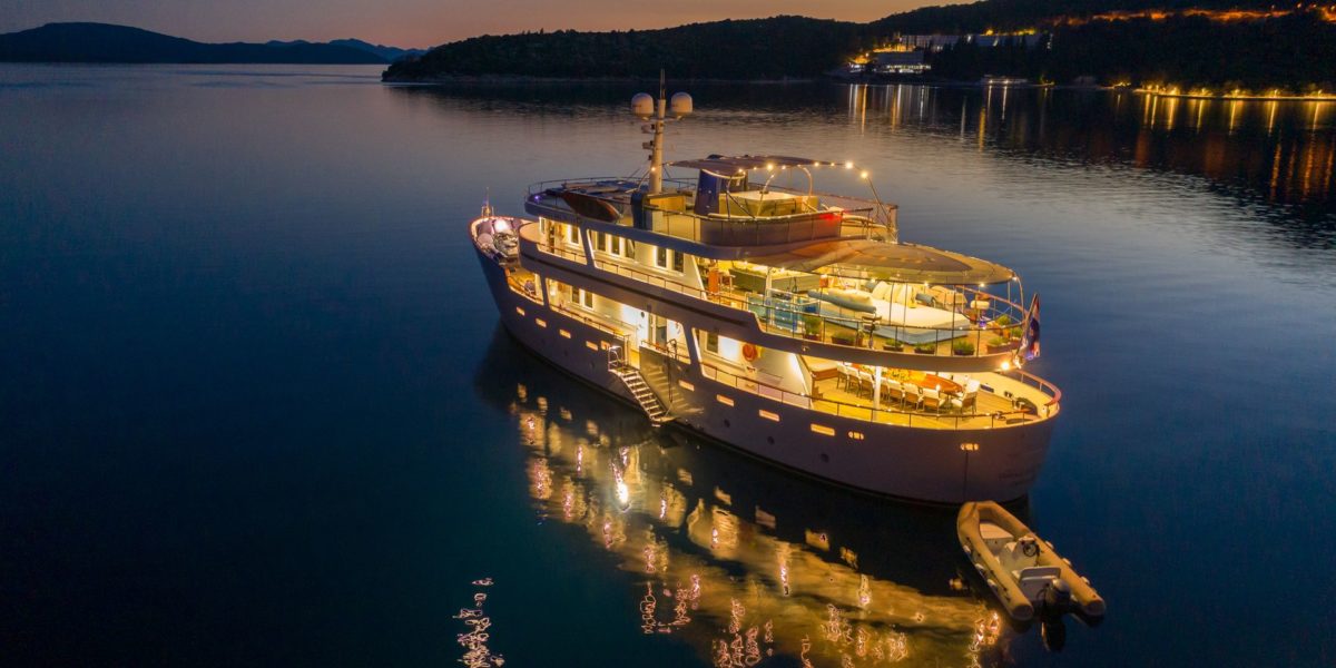 Yacht-charter-MY-DONNA-DEL-MARE-Split-Croatia_3
