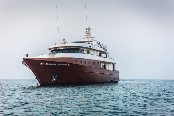 Location-Yacht-Charter-M-Y-ASHENA