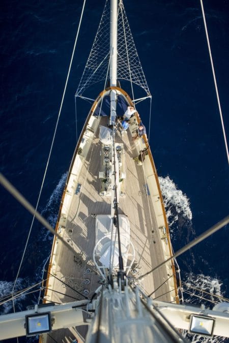 Yacht-charter-SY-MALCOLM-MILLER