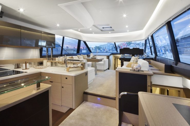 location-yacht-journee-m-y-prestige-620