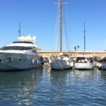 Charter a yacht and get easy access to the finest clubs on the French Riviera | Arthaud Yachting