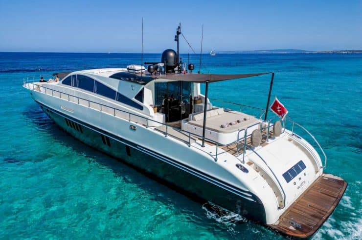 yacht-charter-m-y-aYa-one