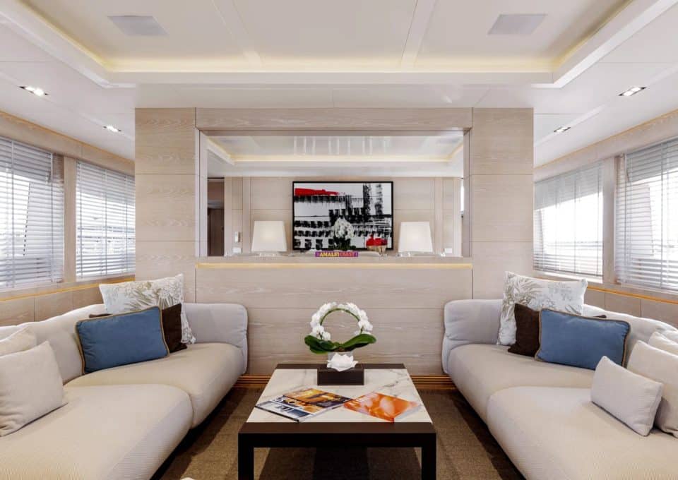 yacht-charter-m-y-fast-furious