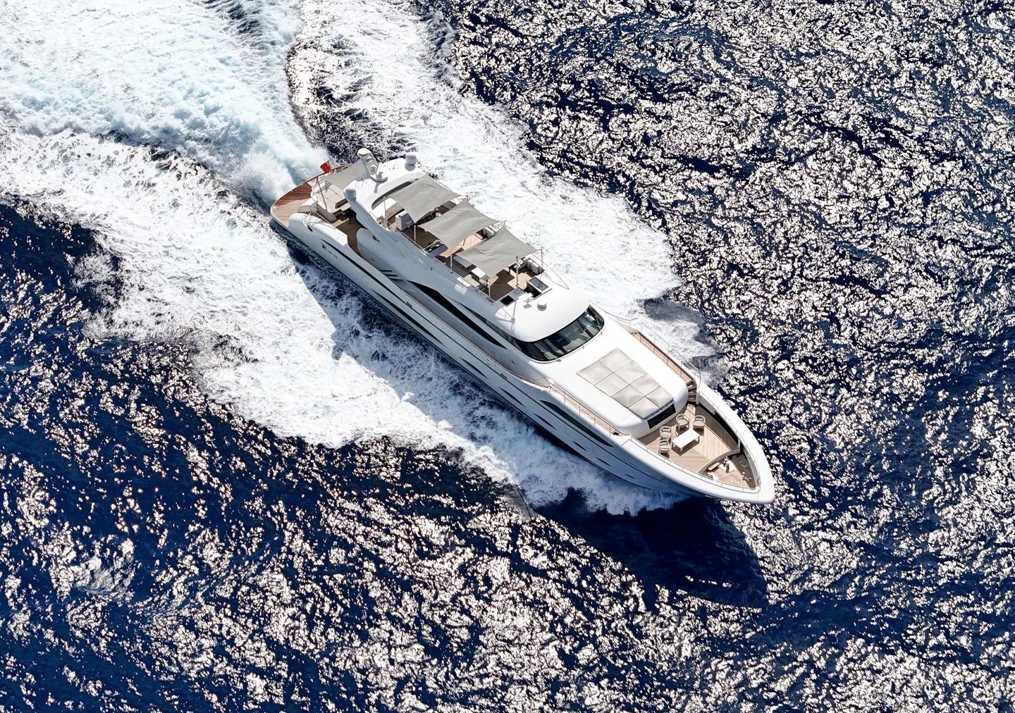 M/Y FAST & FURIOUS | Arthaud Yachting yacht-charter-m-y-fast-furious