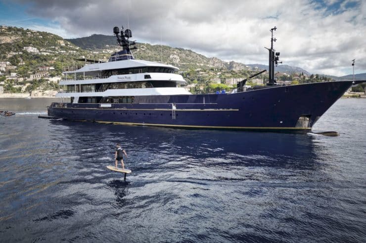yacht-charter-m-y-force-blue