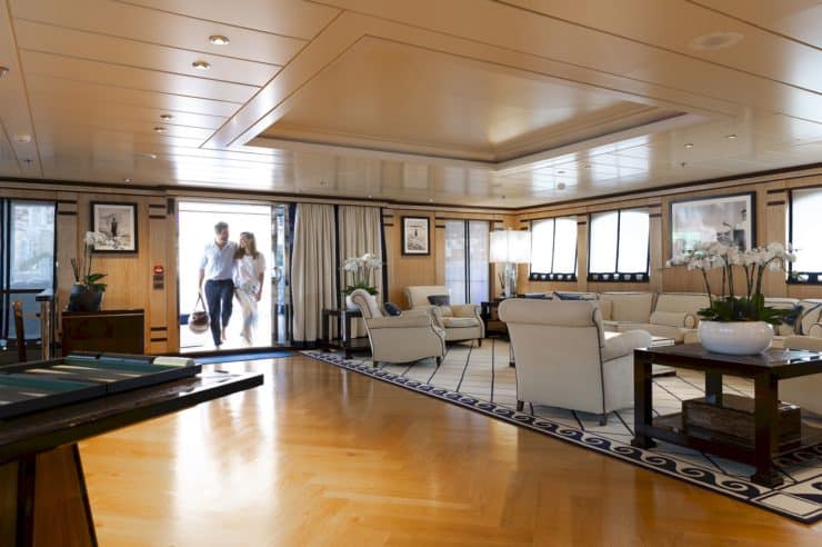 yacht-charter-m-y-force-blue