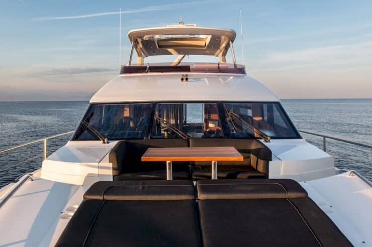 yacht-charter-m-y-obsessio