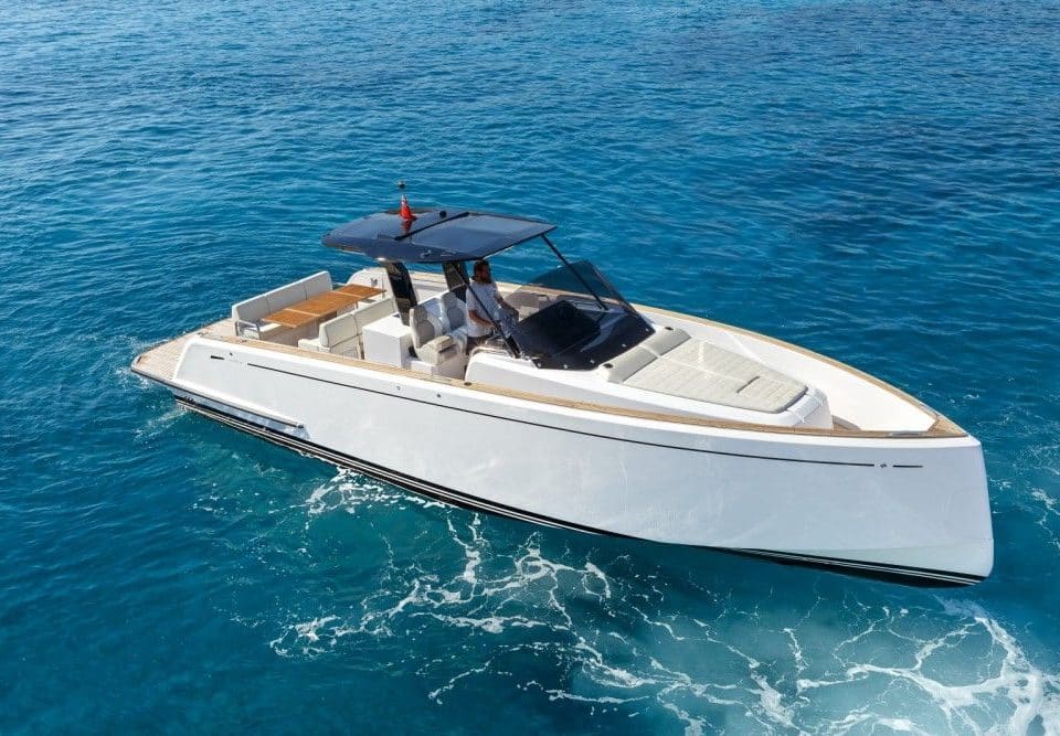day-charter-yacht-rental-m-y-pardo-38