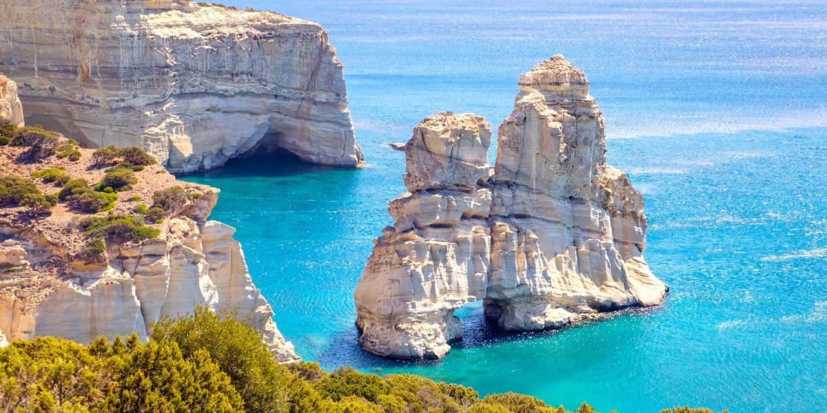 quelles-iles-visiter-en-grece-lors-de-votre-voyage-en-yacht-de-location