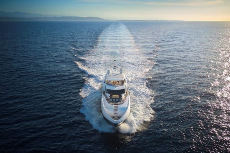 Yacht-charter-M-Y-ALPHA-ZULU_10