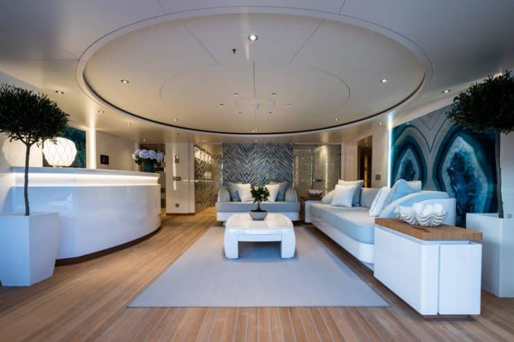 Yacht-charter-M-Y-O'PARI
