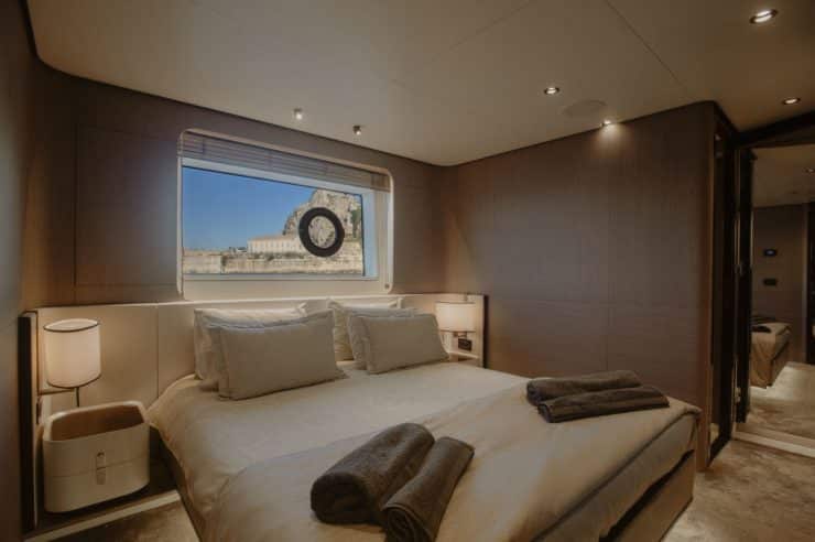 Yacht-charter-M-Y-VOLANTE_5