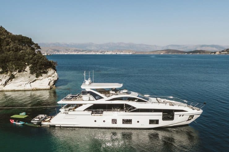 Yacht-charter-M-Y-VOLANTE_5