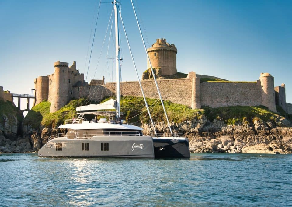 Yacht-charter-s-y-catamaran-GINETTE_18