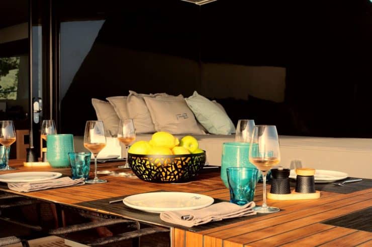 Yacht-charter-s-y-catamaran-feel-the-blue