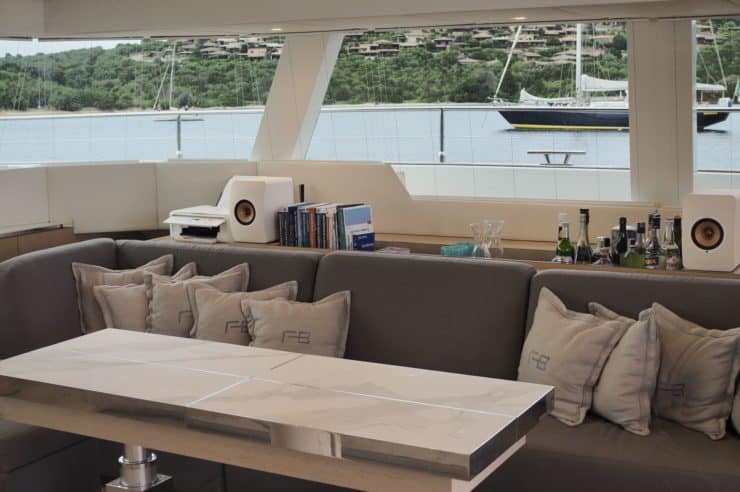 Yacht-charter-s-y-catamaran-feel-the-blue