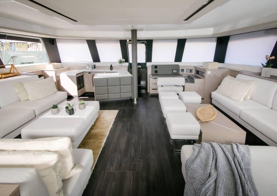 Yacht-charter-M-Y-CATAMARAN-ALENA