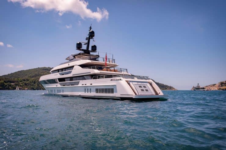 Yacht-charter-M-Y-LADY-LENA_