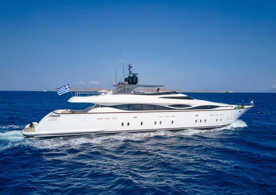 Yacht-charter-M-Y-WHITE-KNIGHT