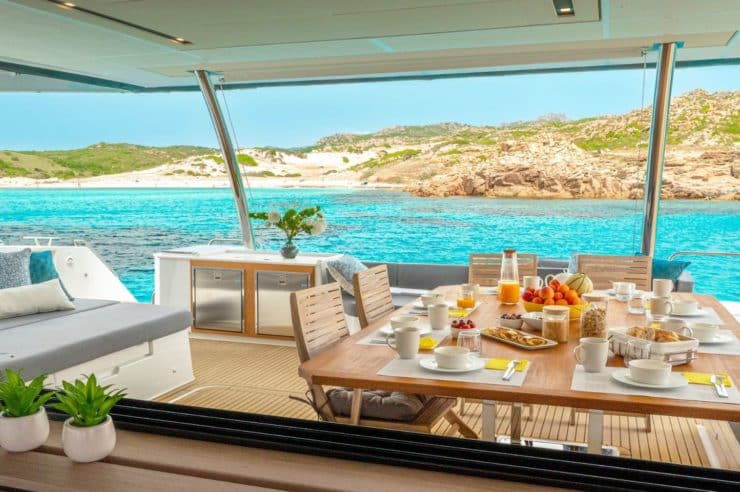 Yacht-charter-S-Y-Catamaran-SEMPER-FIDELIS