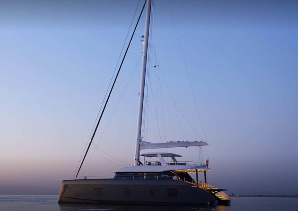 Yacht-charter-S-Y-catamaran-YACHT-ABOVE&BEYOND