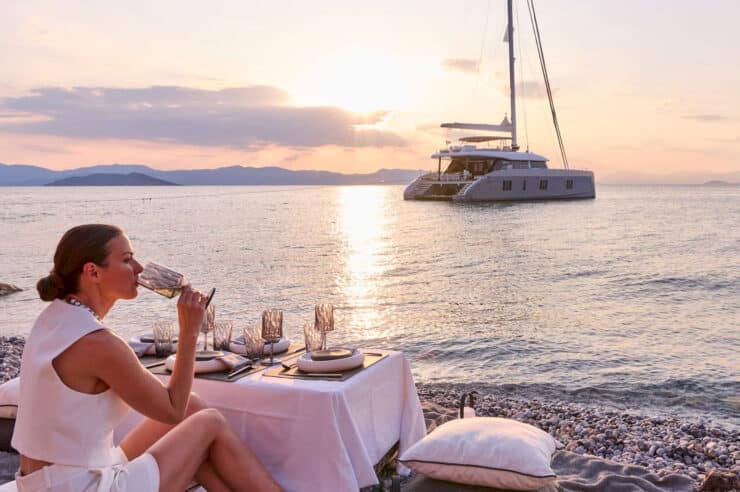 catamaran-charter-s-y-above-and-beyond