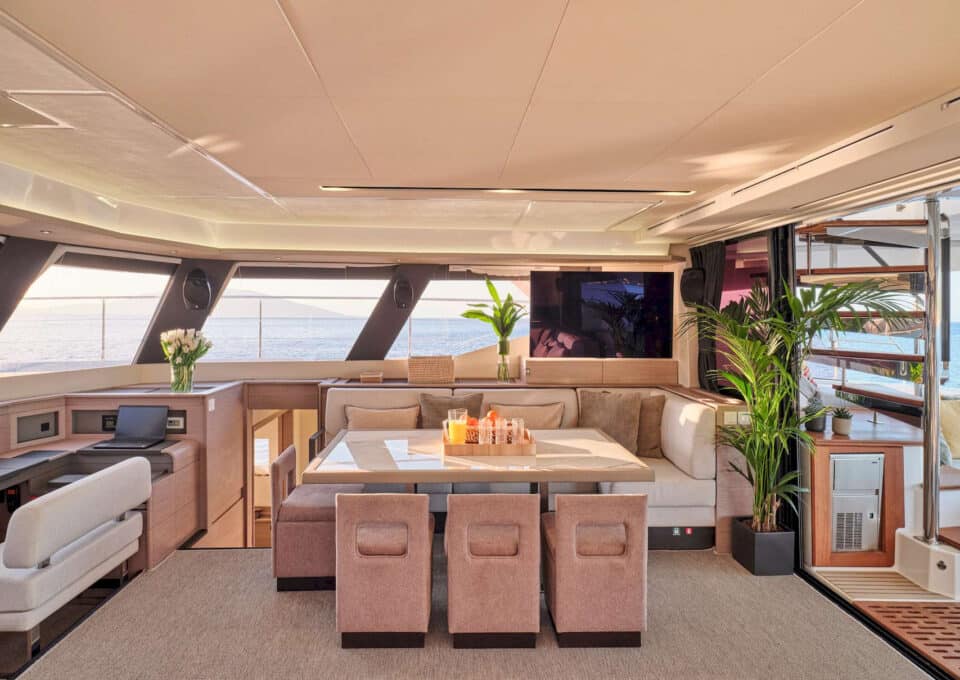 yacht-charter-m-y-alena