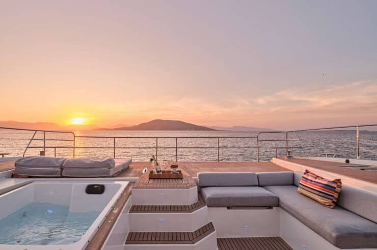 yacht-charter-m-y-alena