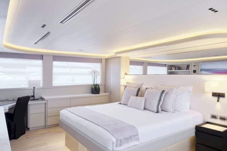 yacht-charter-m-y-endless-summer