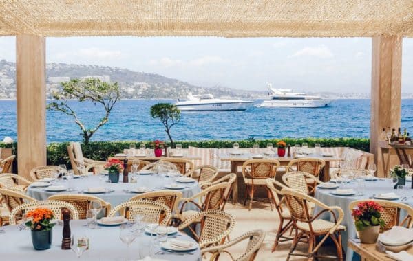 Boat transfert restaurant La Guérite | Arthaud Yachting
