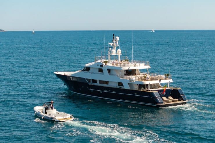 yacht-charter-m-y-sensei