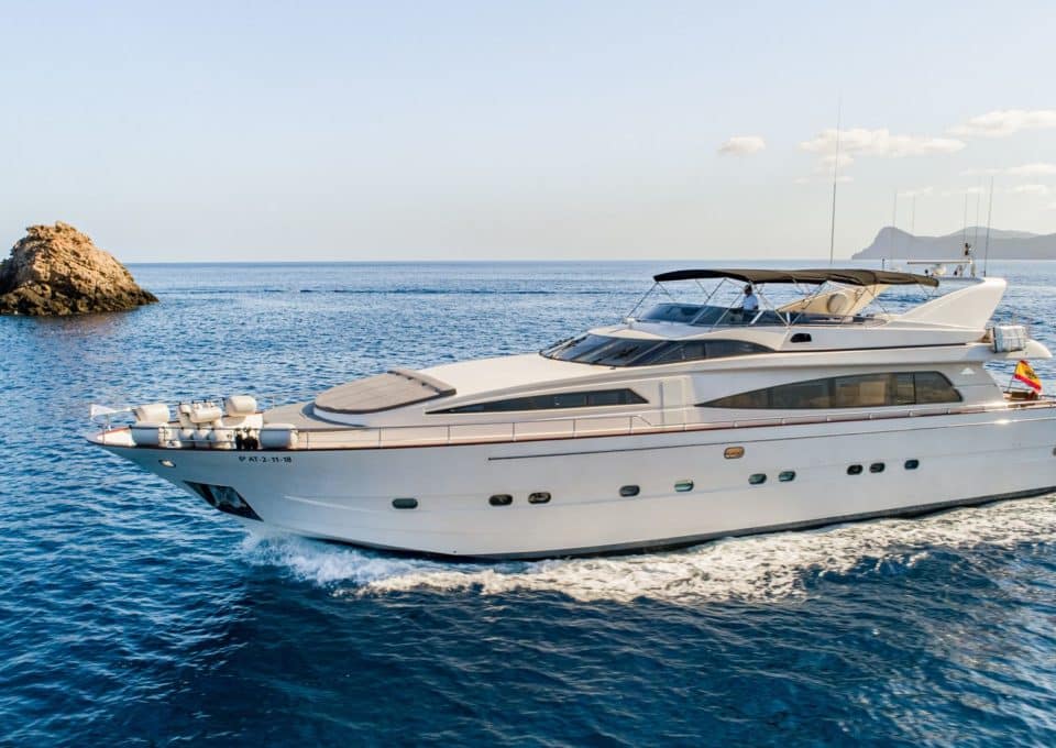 Yacht-charter-M-Y-ALEN