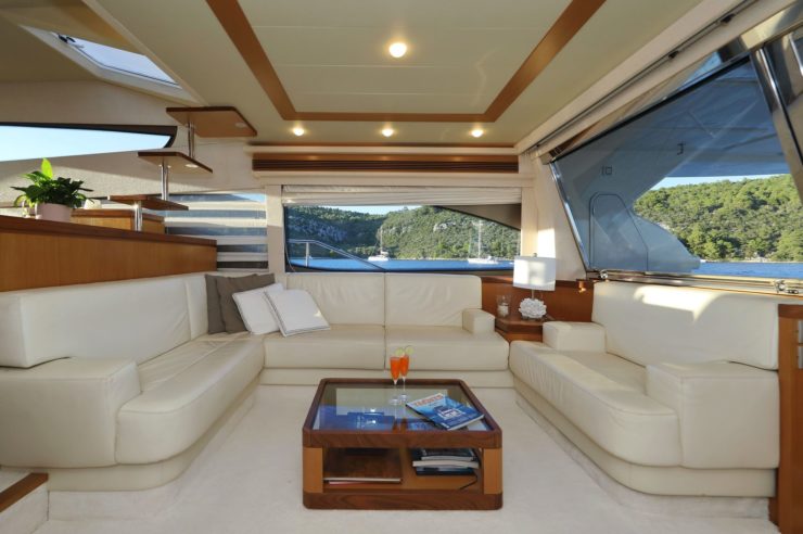 Yacht-charter-M-Y-DOMINIQUE