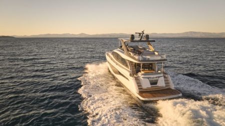 Yacht-charter-M-Y-ELIZABETH_24