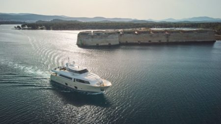 Yacht-charter-M-Y-FRIEND'S BOAT