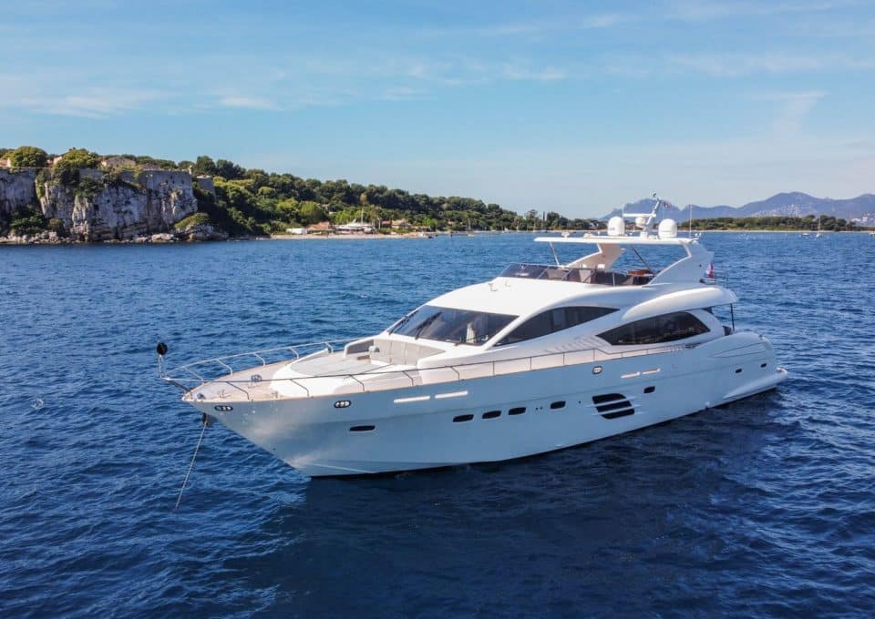 Yacht-charter-M-Y-SKYRA-INTEGRITY-93