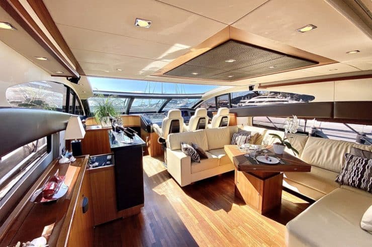 Yacht-charter-M-Y-SPLASH-SUNSEEKER PREDATOR